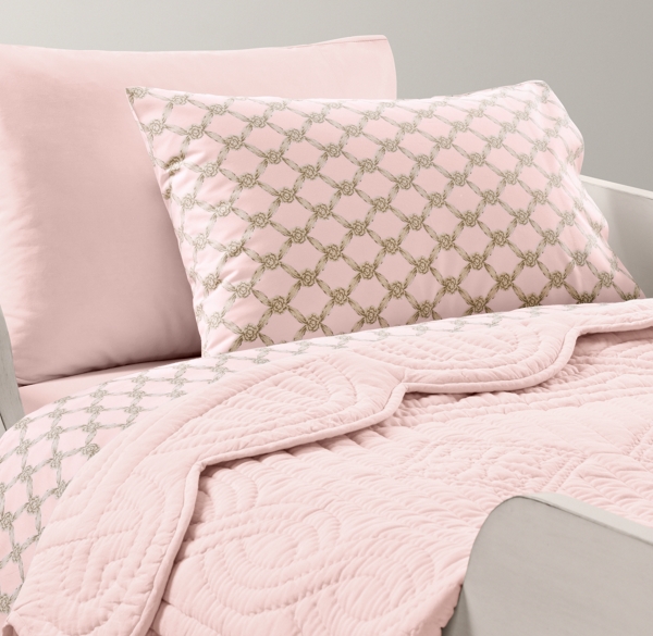European Rosette Lattice & European Vintage-Washed Percale Toddler Bedding Collection