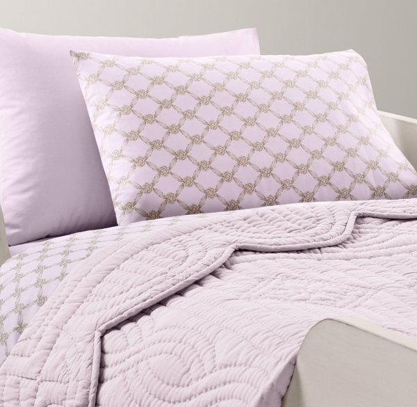 European Rosette Lattice & European Vintage-Washed Percale Toddler Bedding Collection