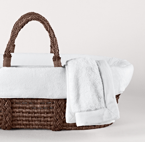 Cuddle Plush Moses Basket Bedding & Espresso Basket 