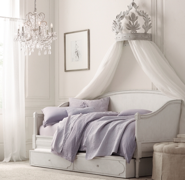 Heirloom White Demilune Metal Canopy Bed Crown