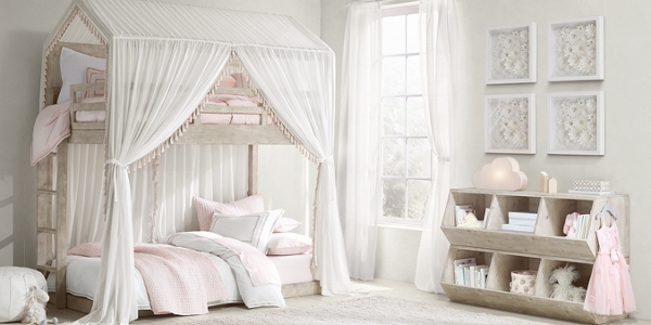 four poster bed for little girl