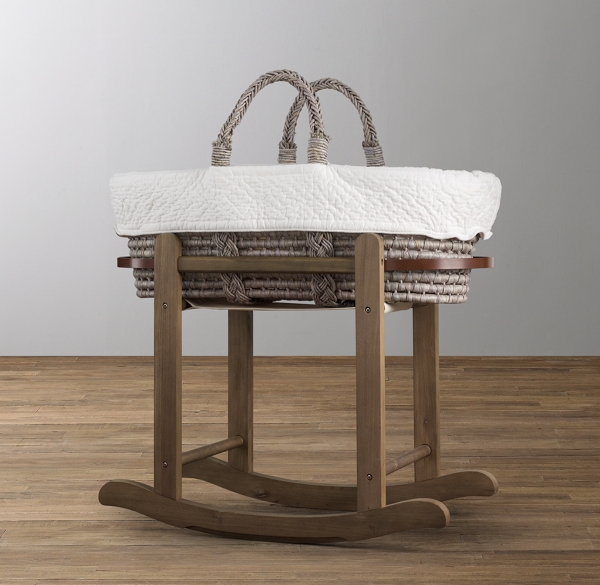 moses basket with stand and drapes