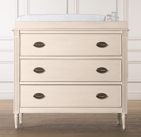 Emelia Dresser Topper