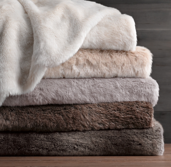 Luxe Faux Fur Bed Throw