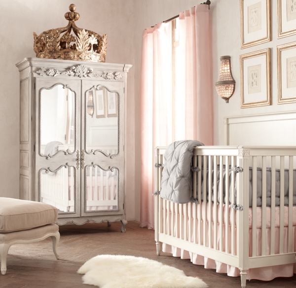 armoire baby room