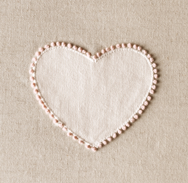 Appliquéd Hearts Bedding Swatch