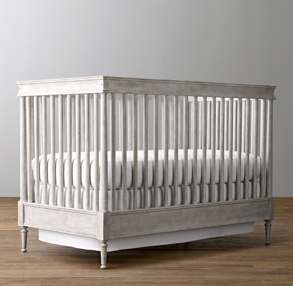 vintage spindle crib