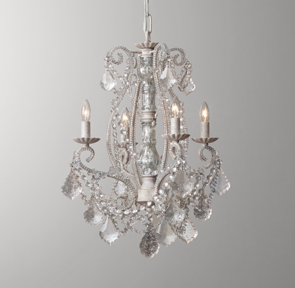 Aislynn Mercury Glass 4Arm Chandelier White