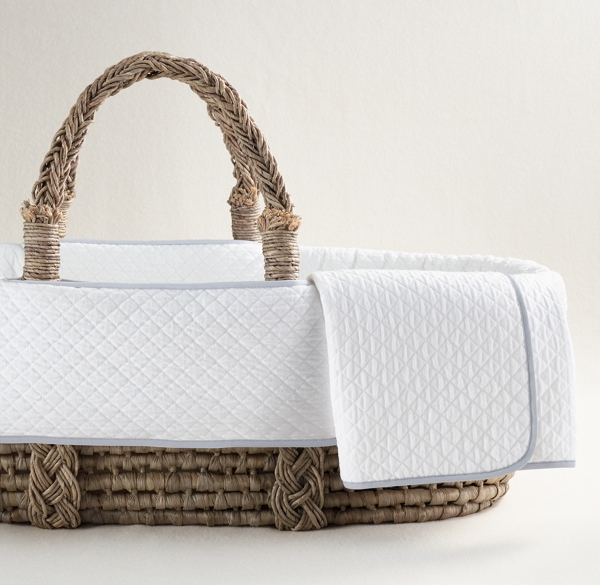 VintageWashed Diamond Matelassé Moses Basket Bedding & Ash Basket