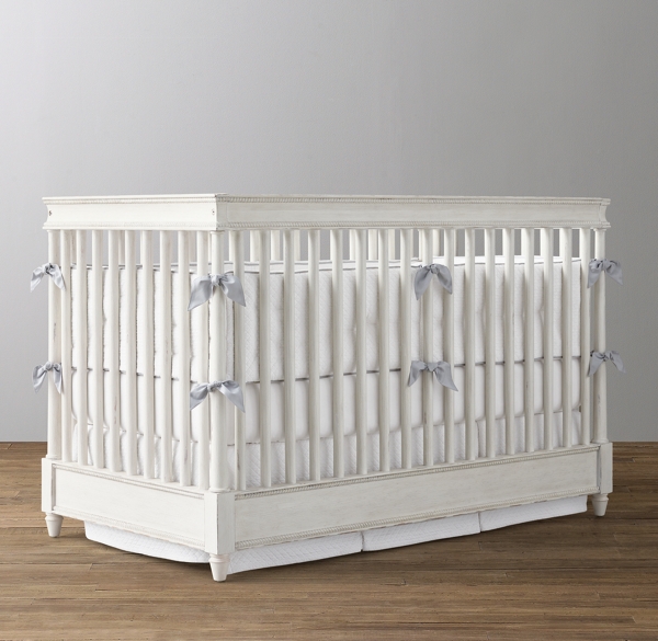 classic spindle crib