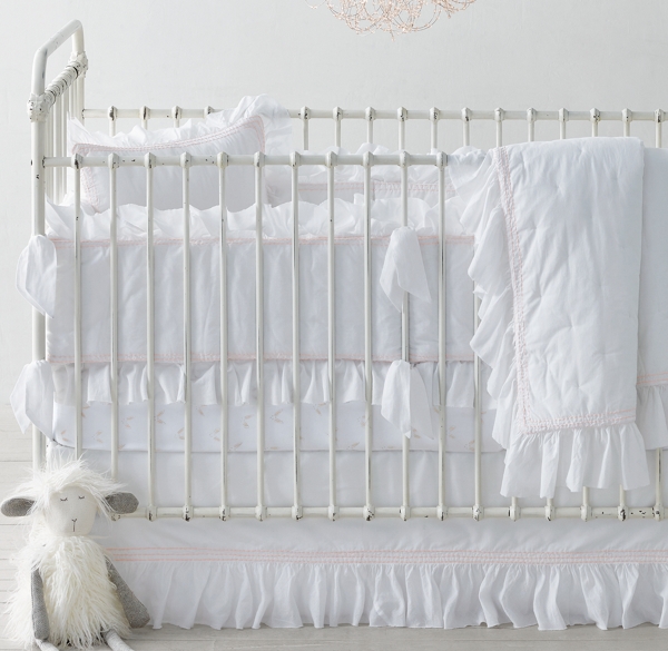 monochrome nursery bedding