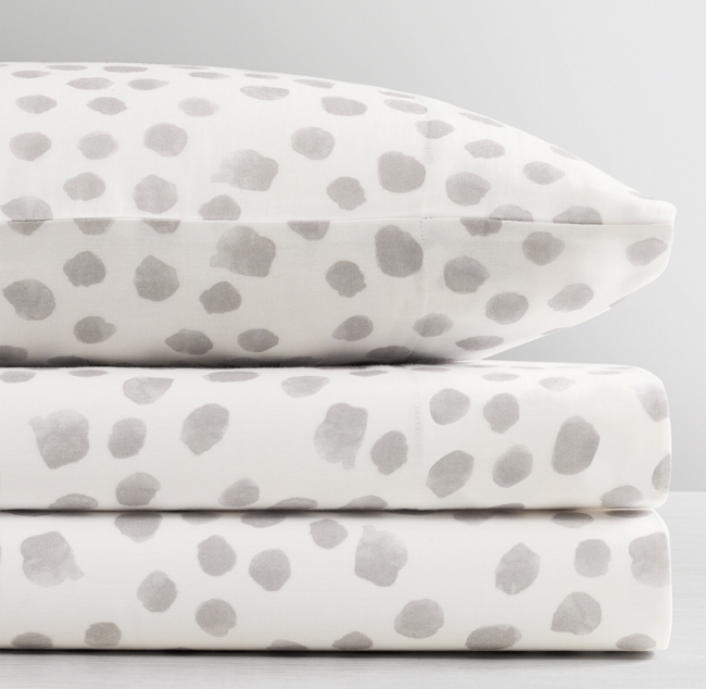 Painted Dots Ultra Fine Organic Cotton Fitted Crib Sheet